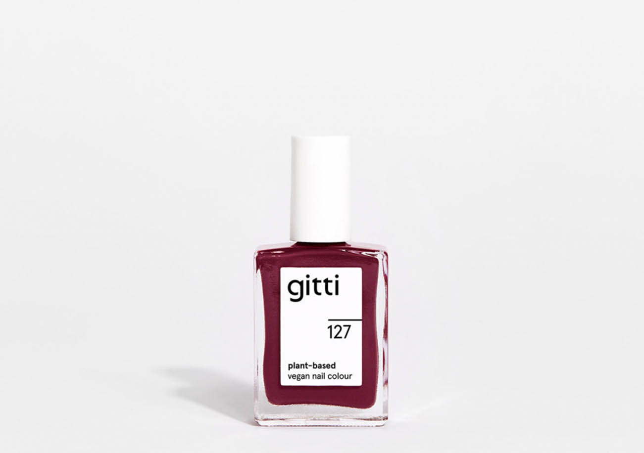 Italian Plum Color: The Nail Polish Color That Will Be All Over Your Nails This Winter